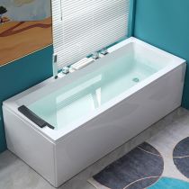 Badewanne & 5-Teiliges Set in Silber