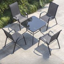 Table & 4 Chairs