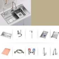 Wastafel en kraan en waterfilterkraan en zeepdispenser