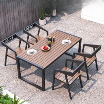 Table & 4 Chairs