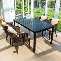 Table & 4 Chairs