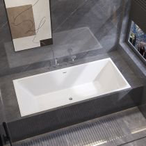 Badewanne & 5-Teiliges Set in Silber