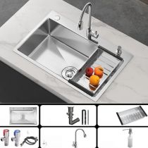 Wastafel met kraan