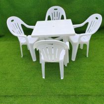 Table & 4 Chairs