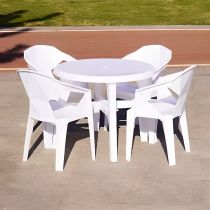 Table & 4 Chairs