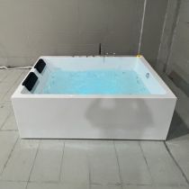 Badewanne+5-teiliges Set+Massage-Surf-Funktion+Warmwasserregelung