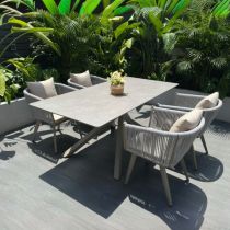 Table & 4 Chairs