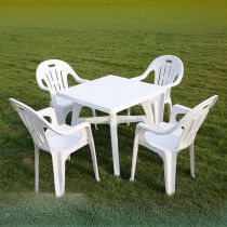Tavolo & Sedia * 4