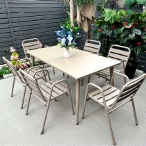 Tafel & 6 stoelen