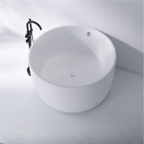 Badewanne+Standarmatur